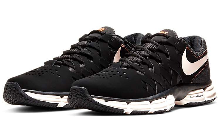 Lookbook Nike Lunar Fingertrap TR ''Noir Rose'' 898066-021