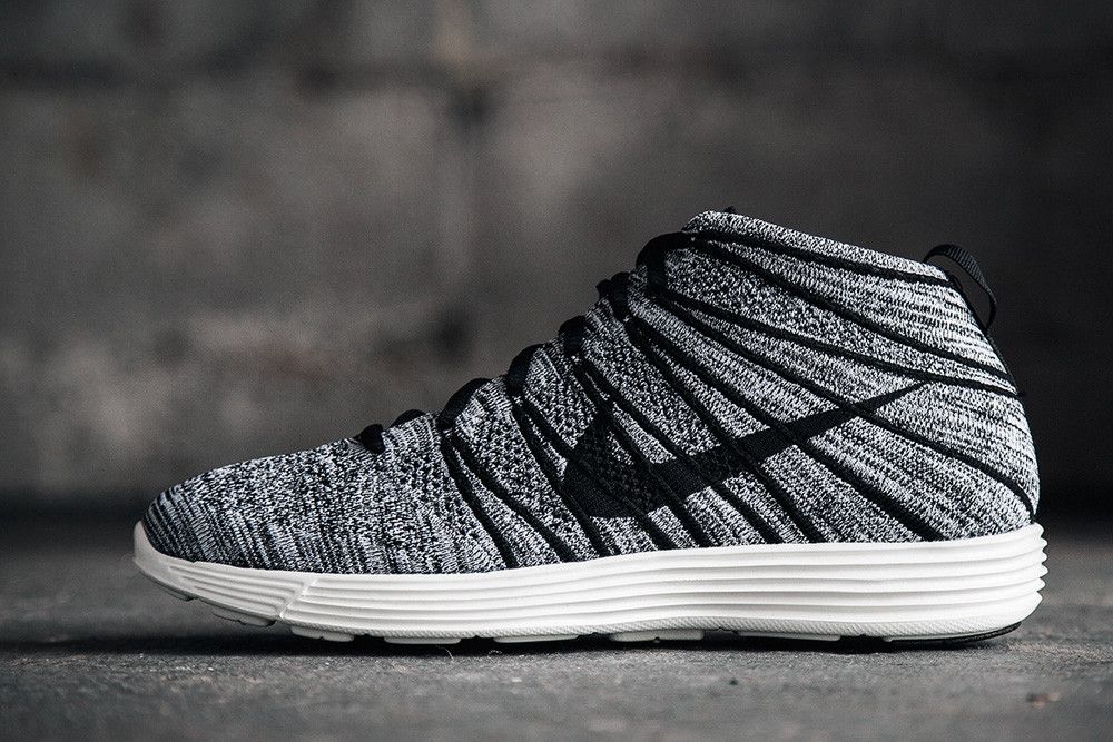 Buy 耐吉 Lunar Flyknit Chukka 黑白帆布 灰色