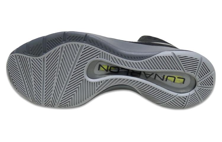 Shop Nike Lunar Hyperquickness 黑銀配色籃球鞋 652777-004