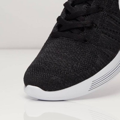 Nike LunarEpic Low Flyknit 'Black' 843764-002 Purchase Nike LunarEpic Low Flyknit 'Black' 843764-002