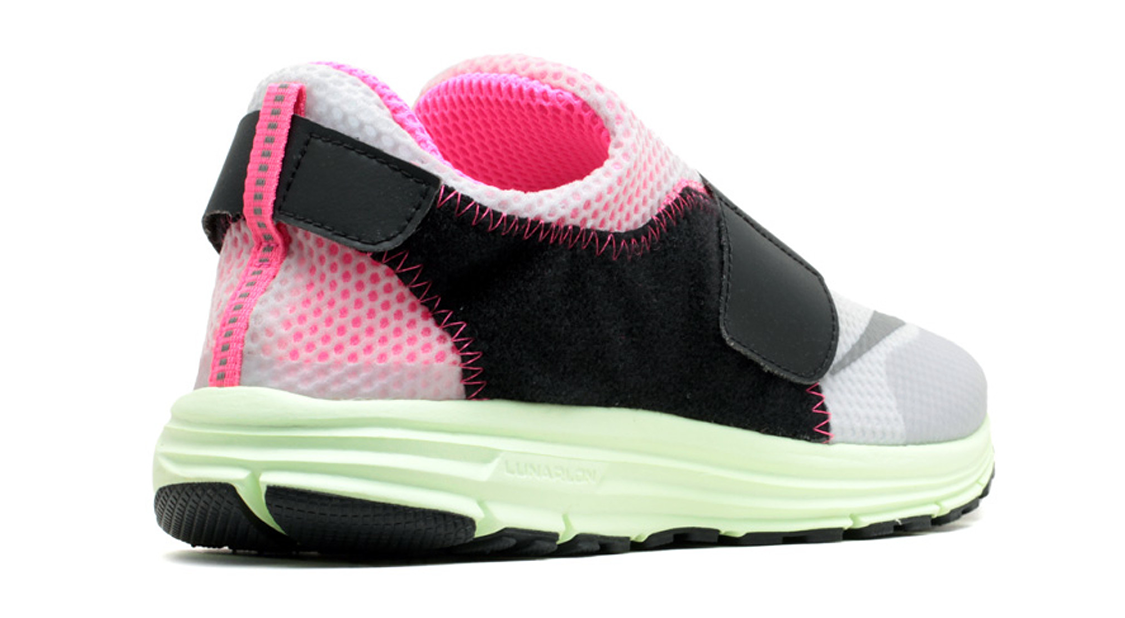 Lookbook Nike Lunarfly 306 City QS 'Shanghai' Sepatu Olahraga 667639-001