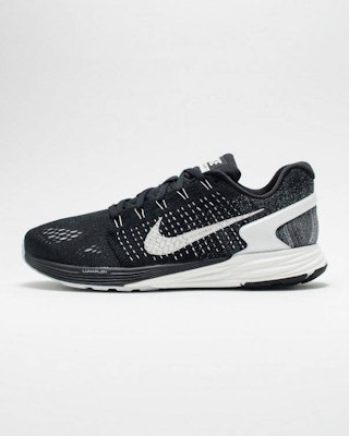 나이키 루나글라이드 7 747355-001 Lookbook 나이키 루나글라이드 7 747355-001