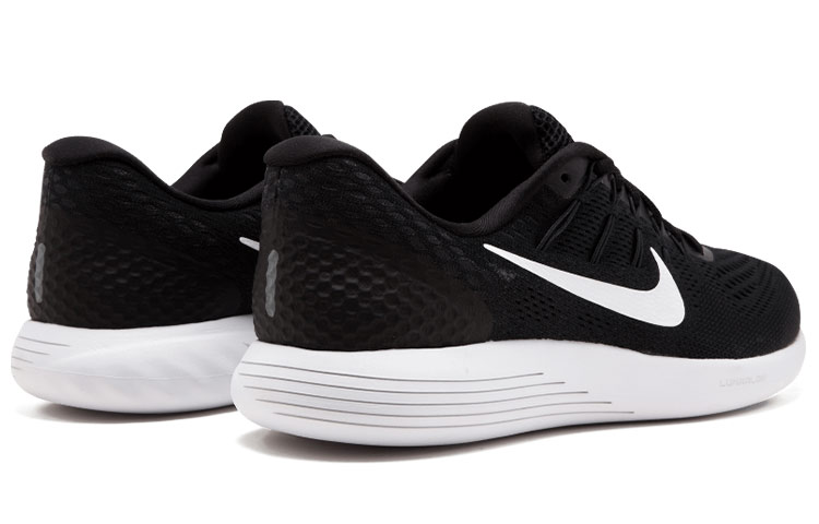 Lookbook ナイキ ルナグライド 8 "ブラック" AA8676-001