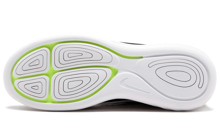 Shop ナイキ ルナグライド 8 "ブラック" AA8676-001