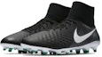Lookbook Nike Magista Onda 2 Dynamic Fit FG 'Hitam Putih' 917787-002