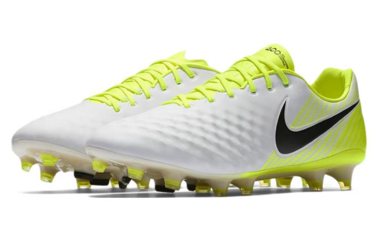 Lookbook Nike Magista Opus 2 FG ''Blanc Volt'' 843813-107