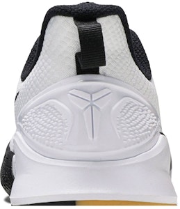 Nike Mamba Focus 'Gum Putih' AJ5899-100 Sizing Nike Mamba Focus 'Gum Putih' AJ5899-100