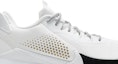 Order Nike Mamba Fury 'Putih Emas Metalik' CZ8770-100