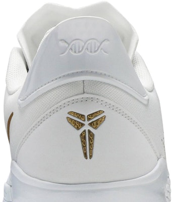 Nike Mamba Fury 'White Metallic Gold' CZ8770-100 Sizing Nike Mamba Fury 'White Metallic Gold' CZ8770-100