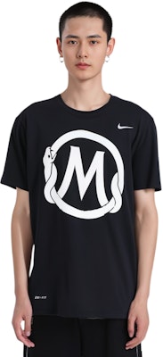 Nike Mamba Mentality Kaos Grafis T-Shirt Hitam 727982-010 Purchase Nike Mamba Mentality Kaos Grafis T-Shirt Hitam 727982-010