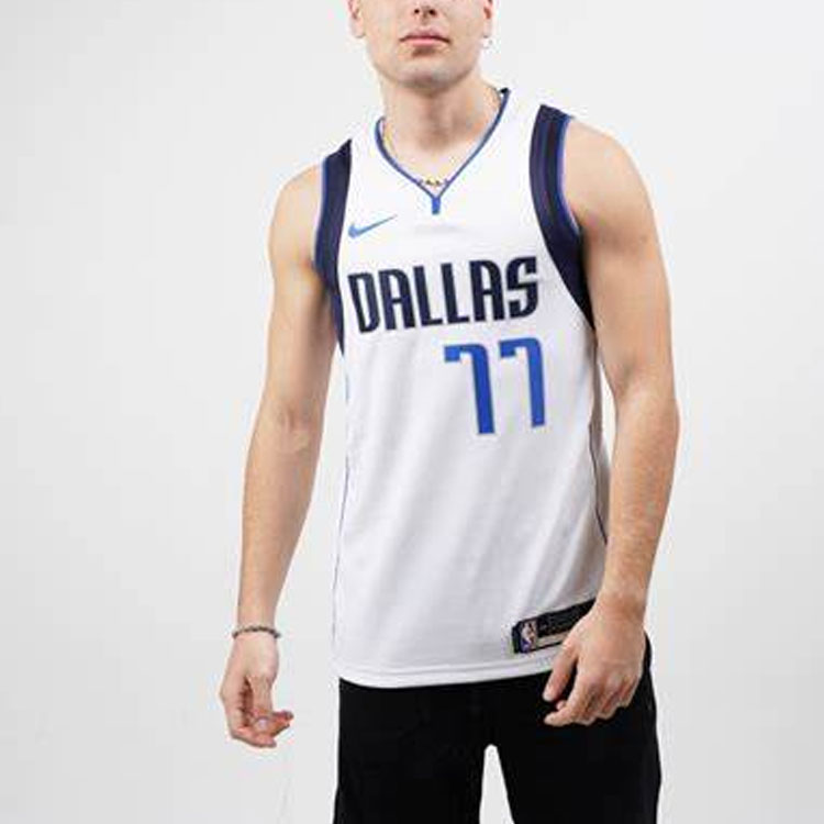 Shop Nike Mavericks Luka Doncic Putih Jersey Basket Fan Edition Musim 20-21 CW3588-109