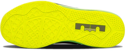 Shop Nike Max LeBron 11 Low 'Dunkman' 642849-200