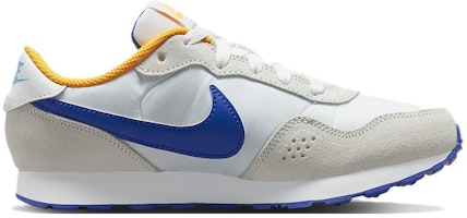 (JR) Nike MD Valiant 'Putih Summit Biru Racer' CN8558-110 Order (JR) Nike MD Valiant 'Putih Summit Biru Racer' CN8558-110