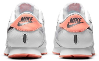 Nike MD Valiant 低幫 跑步鞋 GS 白銀粉 Purchase Nike MD Valiant 低幫 跑步鞋 GS 白銀粉