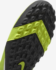 ナイキマーキュリアルスーパーフライ10アカデミー「ボルトブラック」 FQ8331-700 Sizing ナイキマーキュリアルスーパーフライ10アカデミー「ボルトブラック」 FQ8331-700