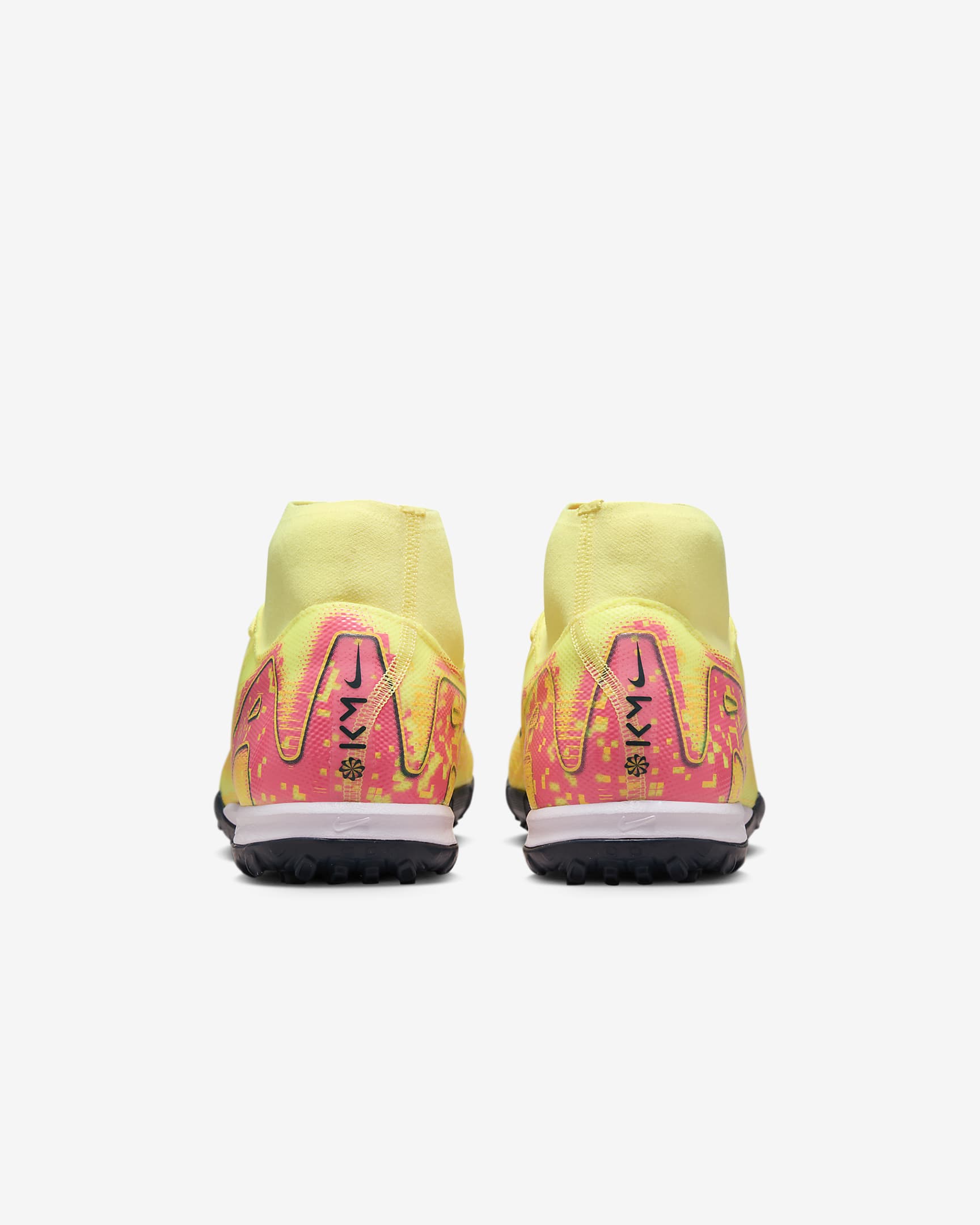 Sizing Nike Mercurial Superfly 10 Academy「基利安·姆巴佩」跑鞋，亮激光橘。 FQ8333-800