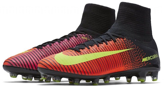 Nike Mercurial Superfly 5 AG-Pro 'Total Crimson' Merah Menyala 831955-870 Lookbook Nike Mercurial Superfly 5 AG-Pro 'Total Crimson' Merah Menyala 831955-870