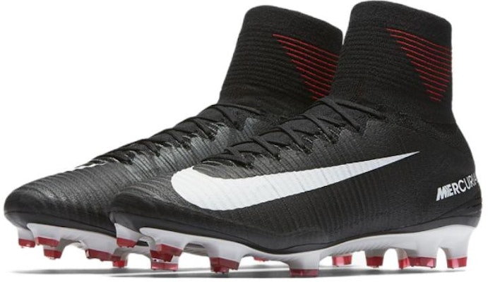 Nike Mercurial Superfly 5 DF FG 'Hitam' Sepatu Bola 831940-002 Lookbook Nike Mercurial Superfly 5 DF FG 'Hitam' Sepatu Bola 831940-002