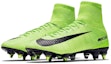 Lookbook Nike Mercurial Superfly 5 刺客 11 Dynamic Fit SG-PRO 防堵塞 軟草地足球鞋 綠色