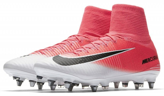 Nike Mercurial Superfly V SG-PRO 足球鞋 紅白色 Lookbook Nike Mercurial Superfly V SG-PRO 足球鞋 紅白色
