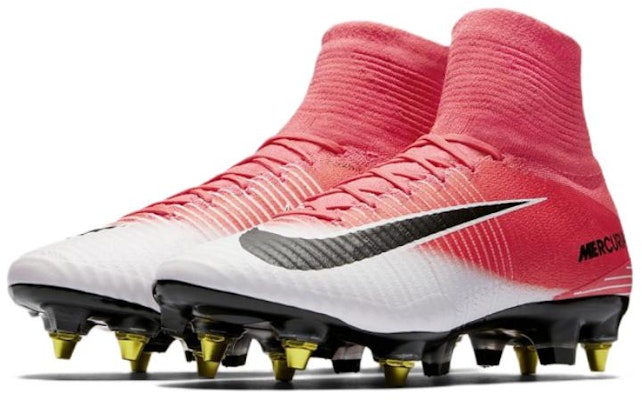 Nike Mercurial Superfly 5 SG Pro AC 'Racer Pink' Sepatu Sepak Bola 889286-601 Lookbook Nike Mercurial Superfly 5 SG Pro AC 'Racer Pink' Sepatu Sepak Bola 889286-601