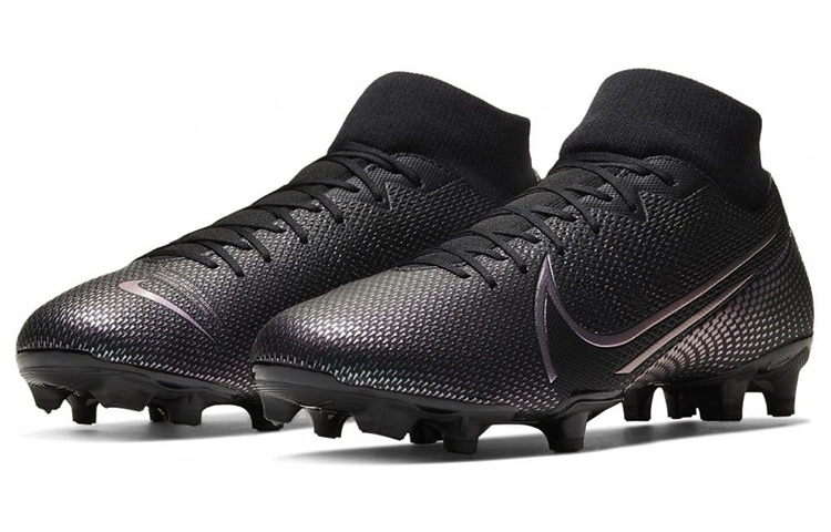 Lookbook ナイキ マーキュリアル スーパーフライ 7 アカデミー MG (ブラック/イリディセント) AT7946-010