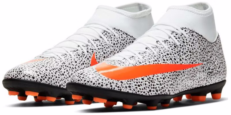 Nike Mercurial Superfly 7 Club CR7 MG 'Putih Hitam' CZ5901-180 Lookbook Nike Mercurial Superfly 7 Club CR7 MG 'Putih Hitam' CZ5901-180