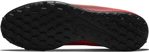 Sizing Nike Mercurial Superfly 7 Mercurial 刺客 13 俱樂部 TF-人工草地 足球鞋 男性版 紅黑