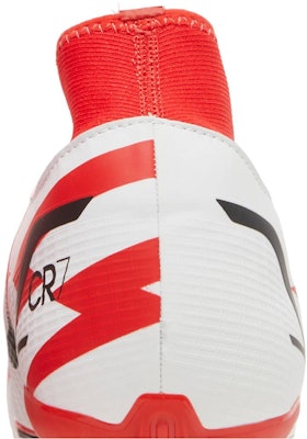 ナイキ マーキュリアル スーパーフライ 8 アカデミー CR7 MG (チリレッド) DB2854-600 Sizing ナイキ マーキュリアル スーパーフライ 8 アカデミー CR7 MG (チリレッド) DB2854-600