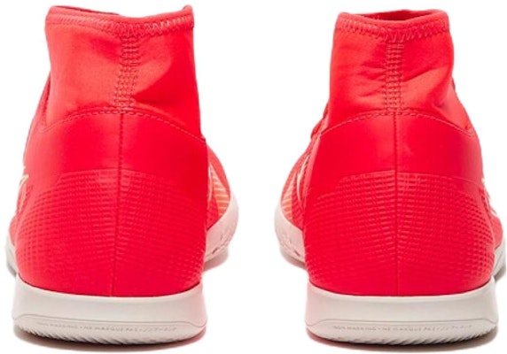Nike Mercurial Superfly 8 Club IC Merah CV0954-600 Lookbook Nike Mercurial Superfly 8 Club IC Merah CV0954-600