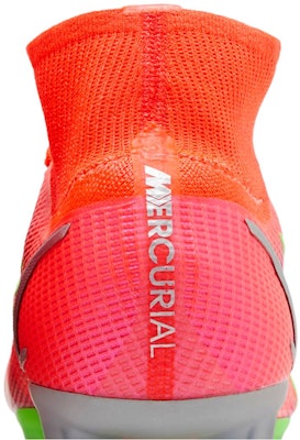 耐克飞马超级飞8 Elite AG '光谱包' CV0956-601 Sizing 耐克飞马超级飞8 Elite AG '光谱包' CV0956-601