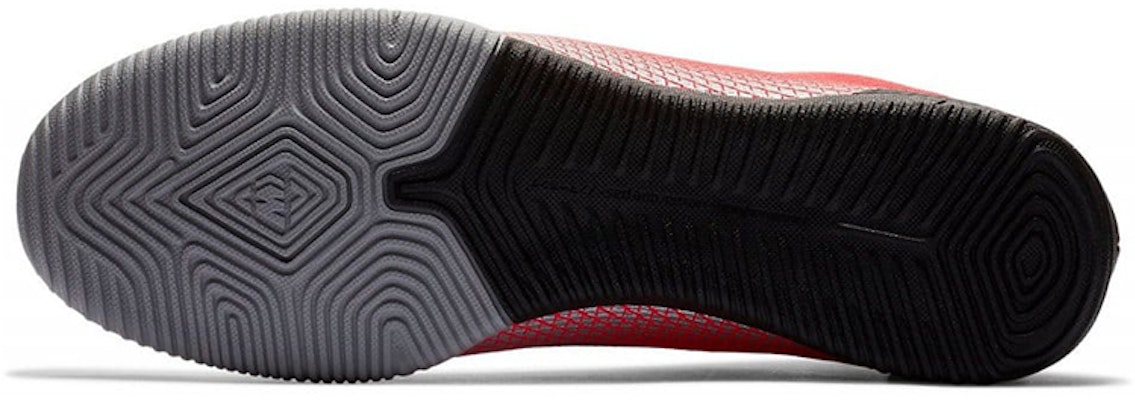 Nike Mercurial SuperflyX 6 Academy CR7 IC 'Bright Crimson' Rojo Brillante AJ3567-600 Details for Nike Mercurial SuperflyX 6 Academy CR7 IC 'Bright Crimson' Rojo Brillante AJ3567-600