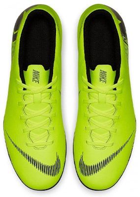 나이키 머큐리얼 베이퍼 12 클럽 MG '볼트' (Nike 머큐리얼 베이퍼 12 MG '볼트' is also fine, even shorter) AH7378-701 Shop 나이키 머큐리얼 베이퍼 12 클럽 MG '볼트' (Nike 머큐리얼 베이퍼 12 MG '볼트' is also fine, even shorter) AH7378-701