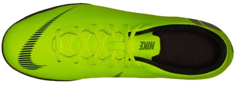 Nike Mercurial Vapor 12 Clup TF Hijau Rumput Sintetis AH7386-701 Lookbook Nike Mercurial Vapor 12 Clup TF Hijau Rumput Sintetis AH7386-701