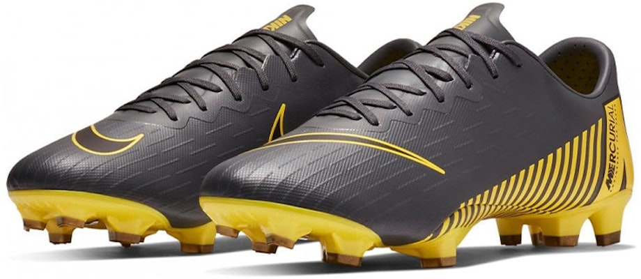 Nike Mercurial Vapor 12 Pro FG 'Kelabu Gelap Kuning' AH7382-070 Lookbook Nike Mercurial Vapor 12 Pro FG 'Kelabu Gelap Kuning' AH7382-070