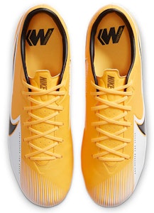 Nike Vapor 13 Academy FGMG 'Putih Kuning' AT5269-801 Shop Nike Vapor 13 Academy FGMG 'Putih Kuning' AT5269-801