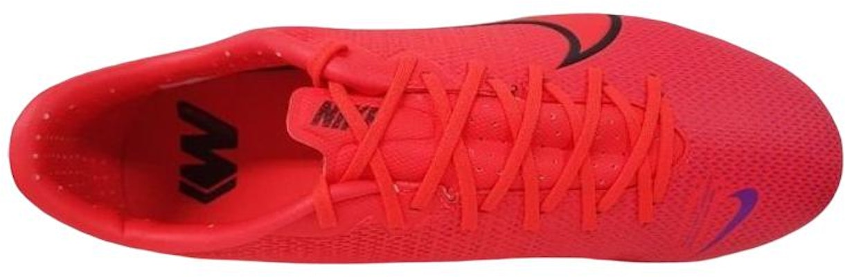 Nike Mercurial Vapor 13 Academy HG Merah Jambu 'Pink' AT7957-606 Lookbook Nike Mercurial Vapor 13 Academy HG Merah Jambu 'Pink' AT7957-606
