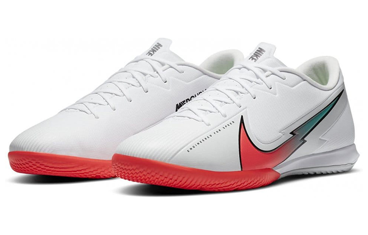 Lookbook Nike Mercurial Vapor 13 Academy IC 'Putih Merah Biru' AT7993-163