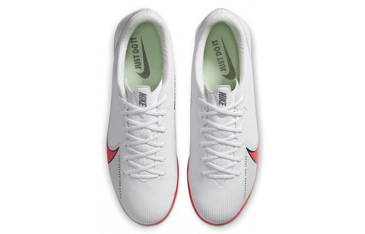 Shop Nike Mercurial Vapor 13 Academy IC 'Putih Merah Biru' AT7993-163