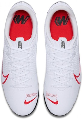 Nike Mercurial Vapor 13 Academy TF 'Putih Merah Jambu' AT7996-160 Lookbook Nike Mercurial Vapor 13 Academy TF 'Putih Merah Jambu' AT7996-160