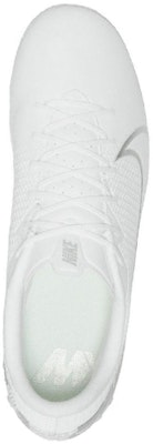 Nike Mercurial Vapor 13 Akademi TF 'Putih Perak' AT7996-100 Lookbook Nike Mercurial Vapor 13 Akademi TF 'Putih Perak' AT7996-100