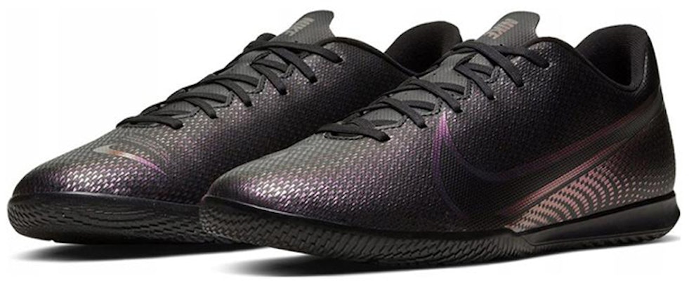 ナイキ マーキュリアル ヴェイパー 13 クラブ IC (ブラック) AT7997-010 Lookbook ナイキ マーキュリアル ヴェイパー 13 クラブ IC (ブラック) AT7997-010