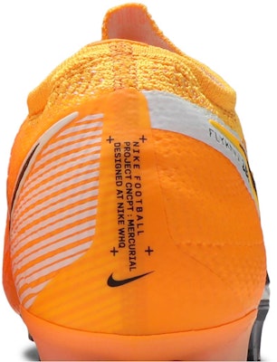 나이키 머큐리얼 베이퍼 13 엘리트 FG '레이저 오렌지' AQ4176-802 Sizing 나이키 머큐리얼 베이퍼 13 엘리트 FG '레이저 오렌지' AQ4176-802