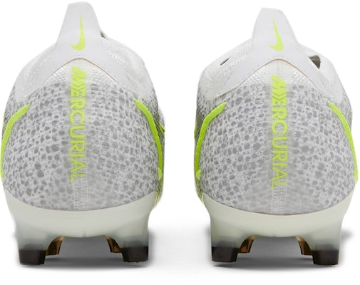 ナイキ マーキュリアル ヴェイパー 14 エリート FG 白/メタリックシルバー CQ7635-108 Details for ナイキ マーキュリアル ヴェイパー 14 エリート FG 白/メタリックシルバー CQ7635-108