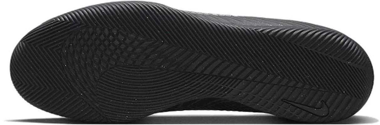 耐吉 Mercurial Vapor 15 刺客 15 Club IC 室內球場足球鞋 黑色 Sizing 耐吉 Mercurial Vapor 15 刺客 15 Club IC 室內球場足球鞋 黑色