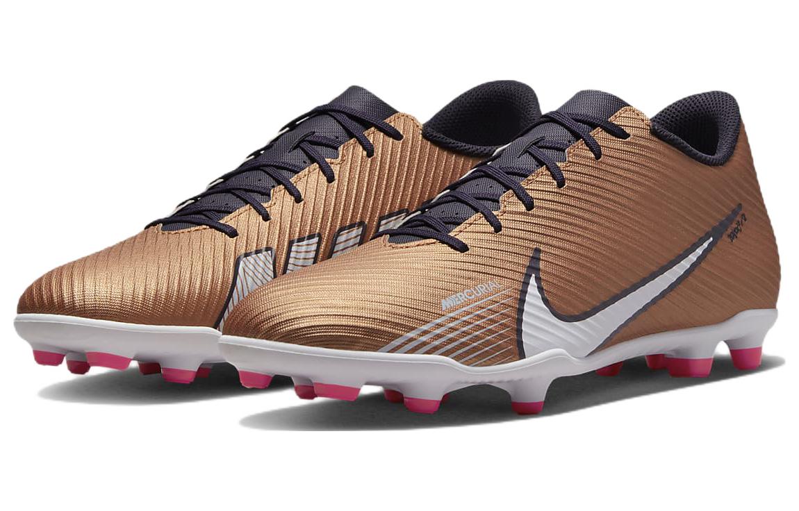 Lookbook 耐克Mercurial Vapor 15 Club MG '世代包'足球鞋 DR5953-810