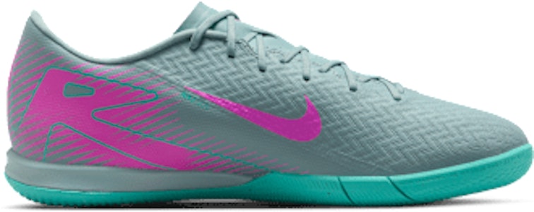 Nike Mercurial Vapor 16 Academy 足球鞋 FQ8434-301 Lookbook Nike Mercurial Vapor 16 Academy 足球鞋 FQ8434-301