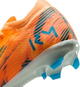 Nike Mercurial Vapor 16 Pro 'Kylian Mbappe' Melón/Nieve/Turquesa Neón FQ8689-801 1