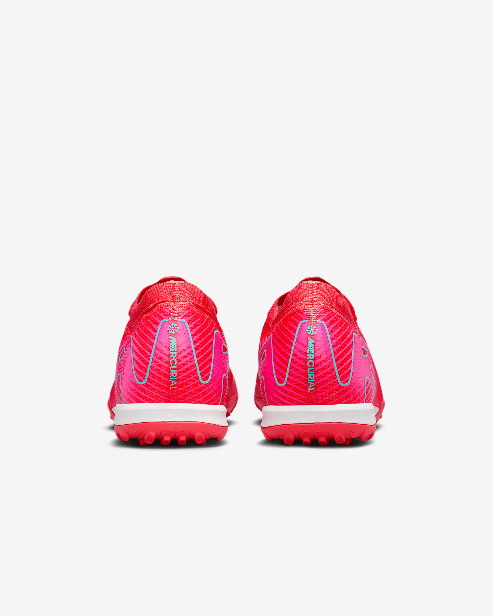 Sizing 耐克Mercurial Vapor 16 Pro足球鞋 FQ8687-800