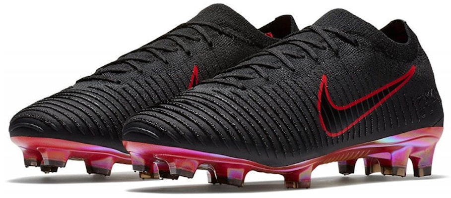 耐克刺客Vapor Flyknit Ultra FG '黑红'足球鞋 AH5516-006 Lookbook 耐克刺客Vapor Flyknit Ultra FG '黑红'足球鞋 AH5516-006